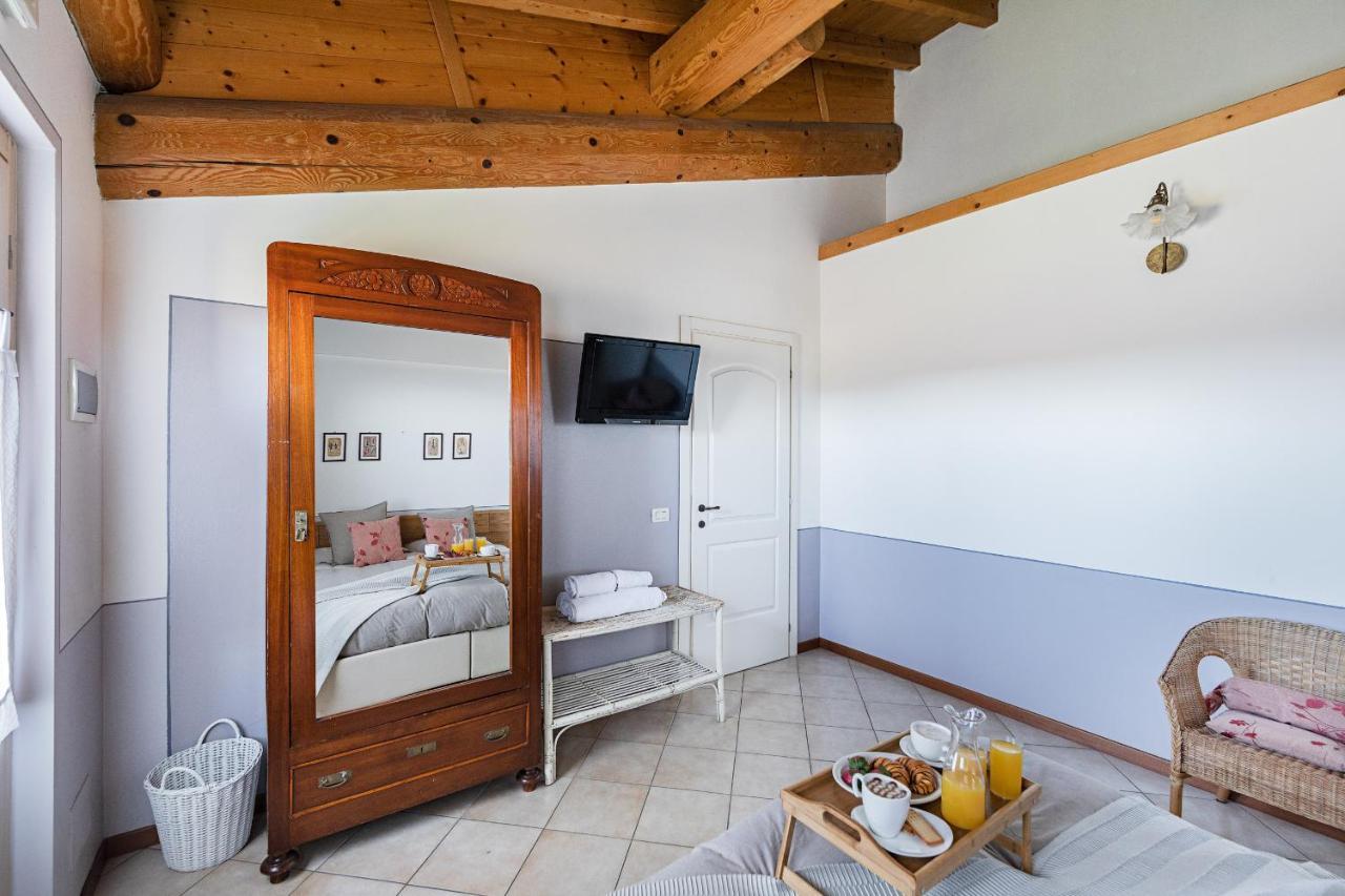 Garda Country House By Wonderful Italy Apartman Lonato Kültér fotó